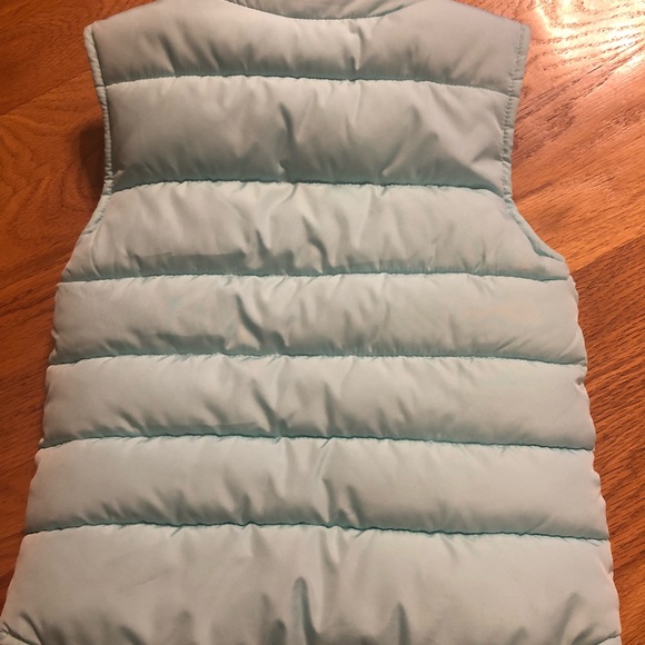 Children’s Place Puffer Vest - Picture 2 of 3